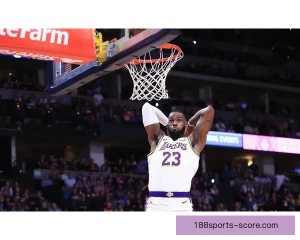 詹姆斯谈追平帕里什纪录回应质疑称湖人更好言论博眼球