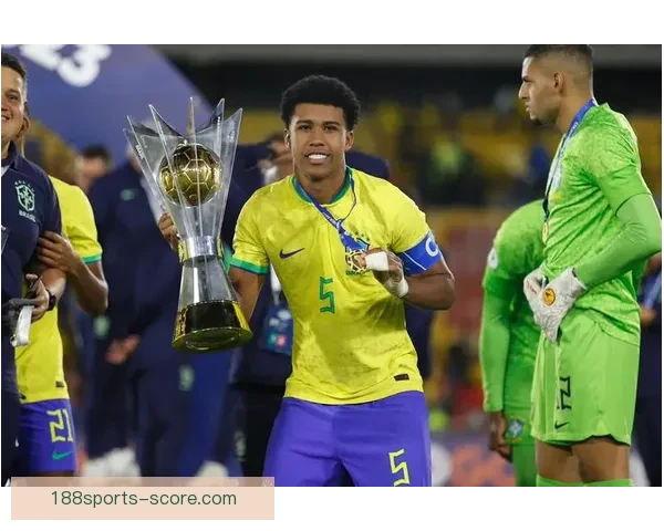 桑托斯分享低位技巧成长经历与父亲传授得分秘诀